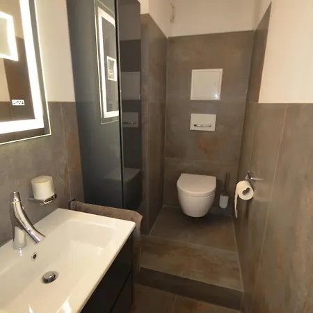 Messe, Airport, Outlet Metzingen